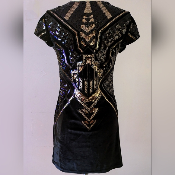 Express Geometric Pattern Sequin Dress Size XS - Picture 5 of 5